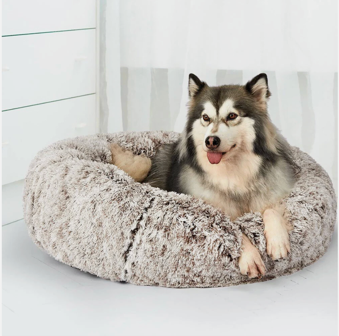 Dog & Cat Calming Plush Bed Crème Coffee